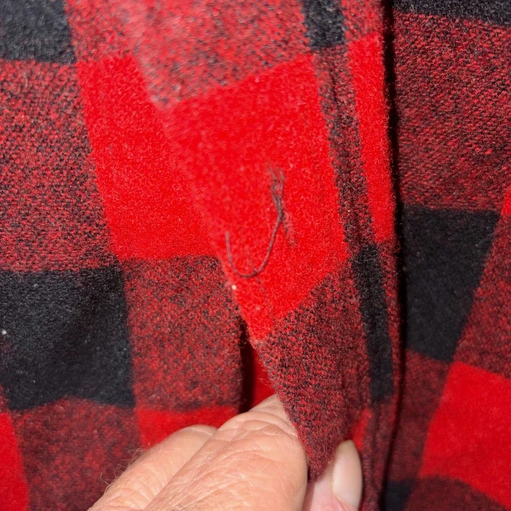 Vintage Hilton Field Buffalo Plaid Wool Blend Button Down Shirt Sz‎ L Grunge